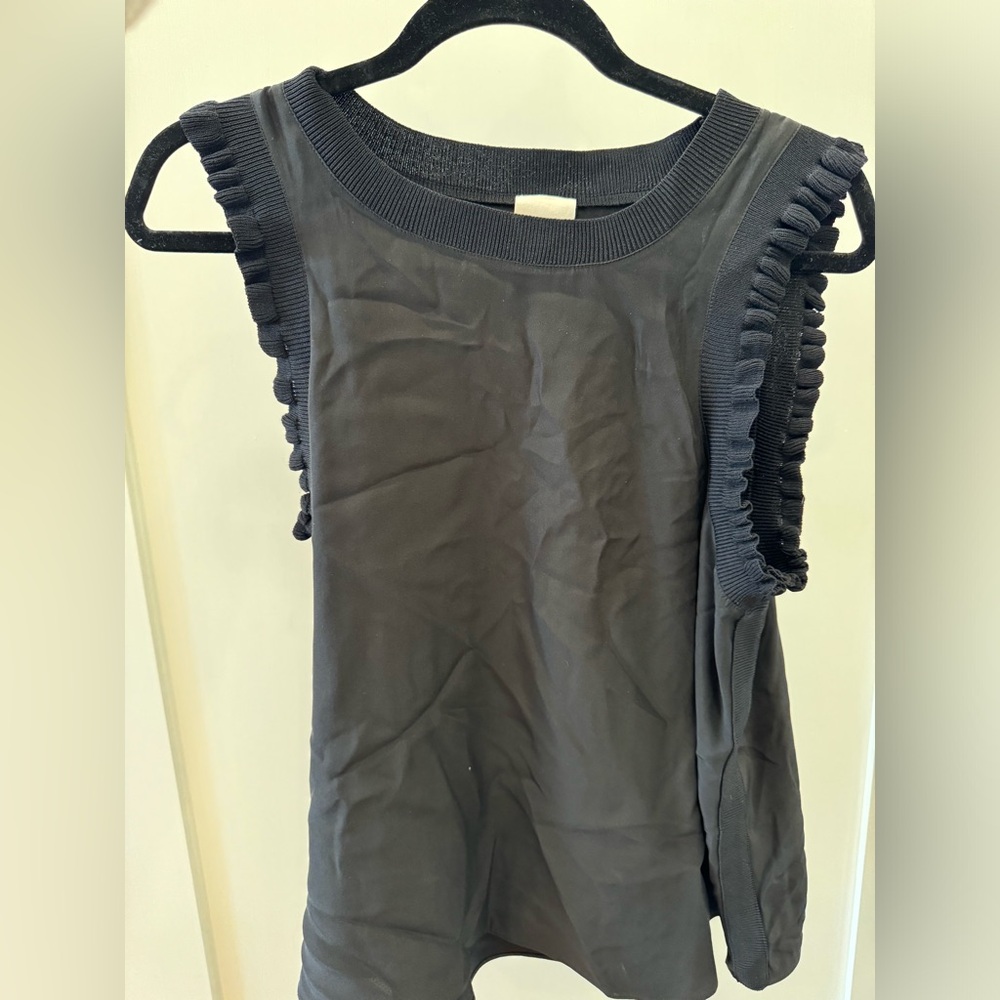 Tous Les Jours Lenore Crewneck Sleeveless Silk Top - black